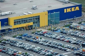 Il faut désormais un ticket pour rentrer chez Ikea à Hognoul