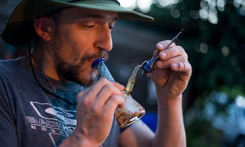 Marche pour la régularisation du cannabis le 10 juin: avec des politiques?