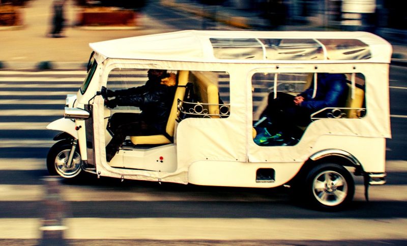 Job: on recrute un chauffeur de tuk-tuk liégeois pour l’été
