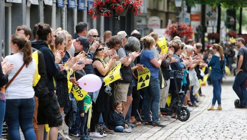 Chaîne humaine « stop Tihange » : seuls 20% des participants étaient des Belges