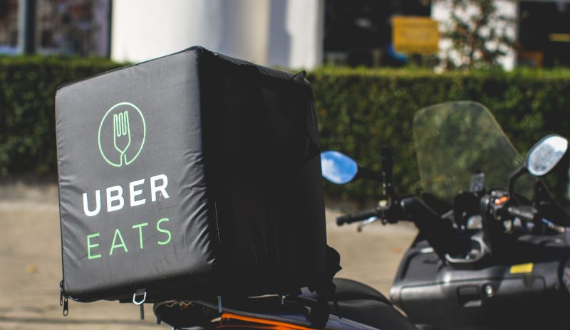 UberEats va débarquer à Liège pour concurrencer Deliveroo
