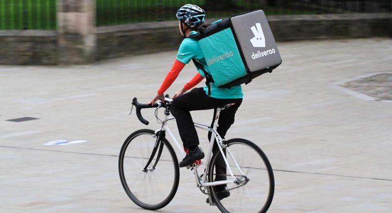 Pour aider l’Horeca, la société Deliveroo renonce à sa commission sur les options de vente à emporter