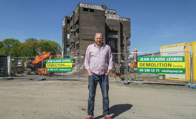 Dentisterie: Alain De Clerck résiste et accuse le bourgmestre de trahir ses engagements