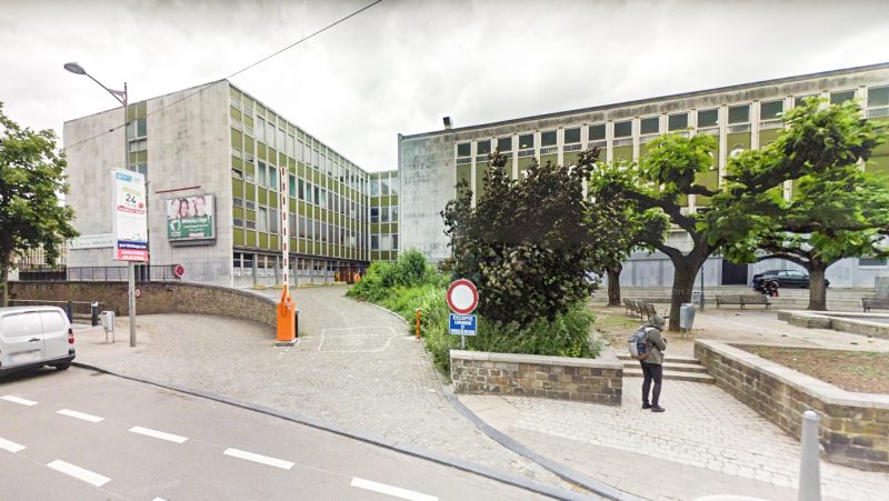 Guerre des toilettes à l’athénée Liège 1
