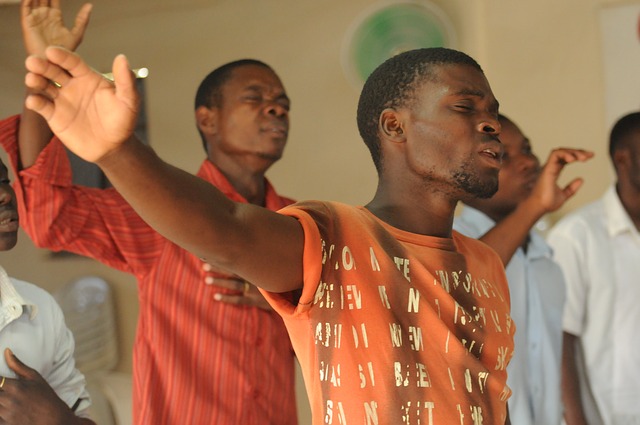 Agenda ► De Kinshasa à Bruxelles : Églises de réveil, délivrance et migrations