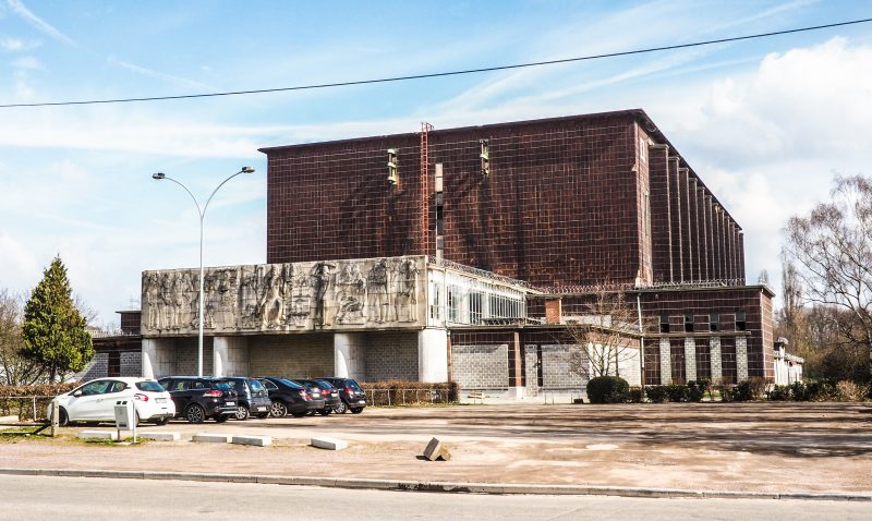 Un marché bio dans l’ancienne patinoire de Liège à Coronmeuse