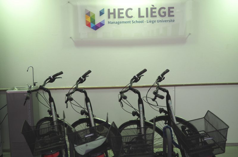 En vélo du centre-ville au Sart-Tilman: une piste cyclable complète