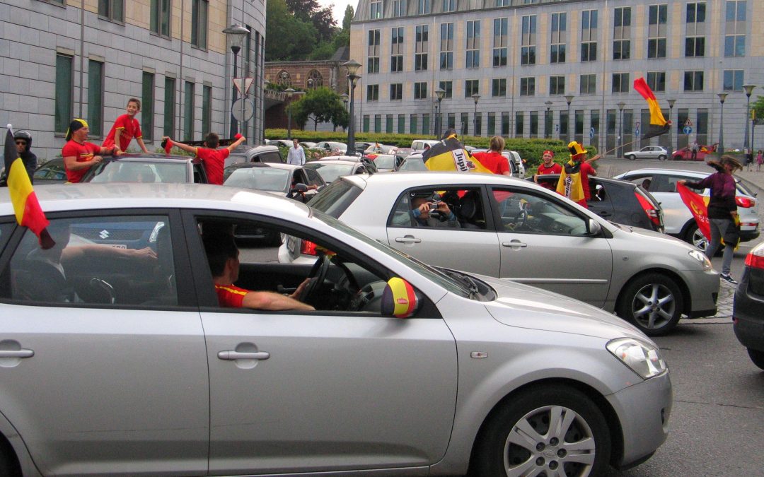Samedi, les supporters des Diables en voiture ont été bloqués au centre-ville