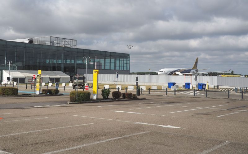 Avions bruyants à Liège: principalement à cause du vent