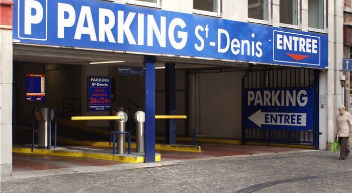 Parking à vélos sécurisé et payant au centre-ville