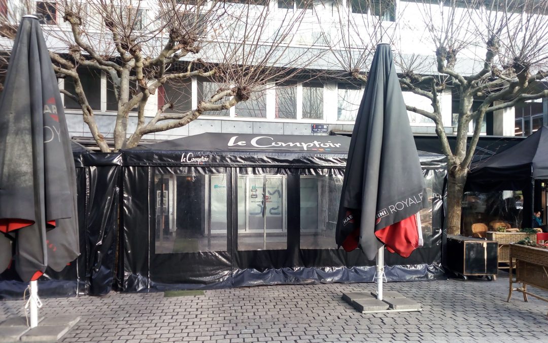 Le Comptoir place des Carmes en faillite: le patron, qui disait craindre 3 mois sans terrasse, est en prison