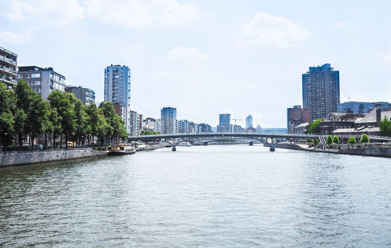 Les Liégeois auront-ils leur piscine en plein air sur la Meuse?