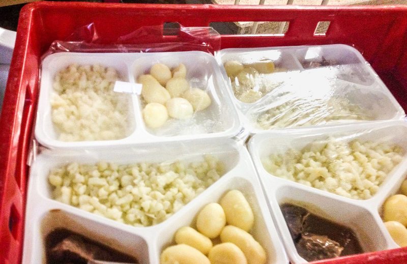 Les parents réclament la fin des barquettes en plastique pour les repas des crèches