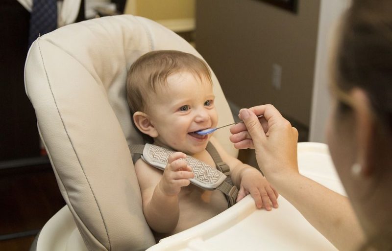 On doit arrêter les barquettes en plastique mais il n’y aura pas de cuisines dans les crèches