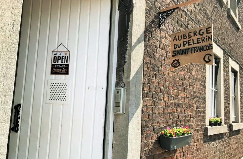 Nouvelle auberge de 4 chambres et 10 lits au pied de la rue de Robermont