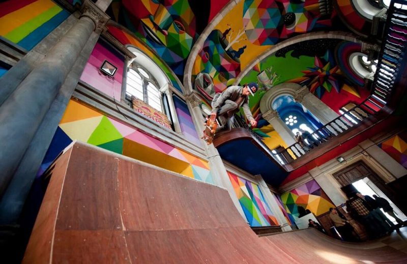 Projet de ville:  aménager un skatepark dans une ancienne église du centre de Liège, etc…