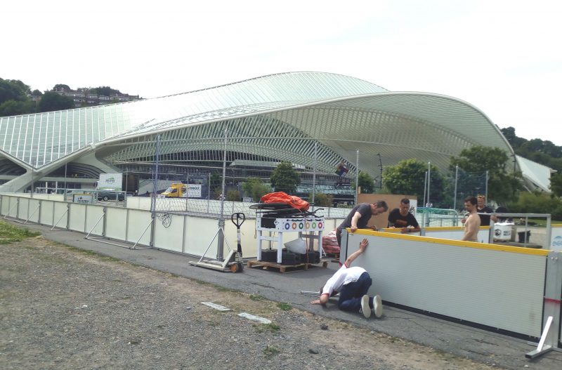 Tournoi de football pour les sans-abris sur l’esplanade des Guillemins