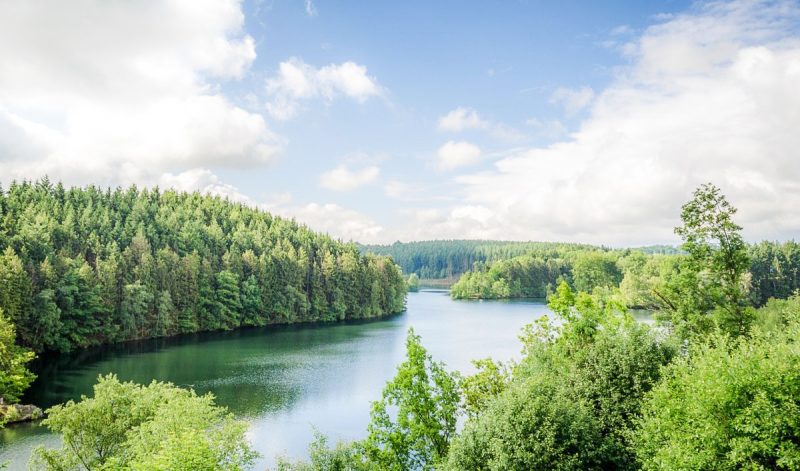 11 lieux de baignade extérieurs officiels pour profiter du soleil
