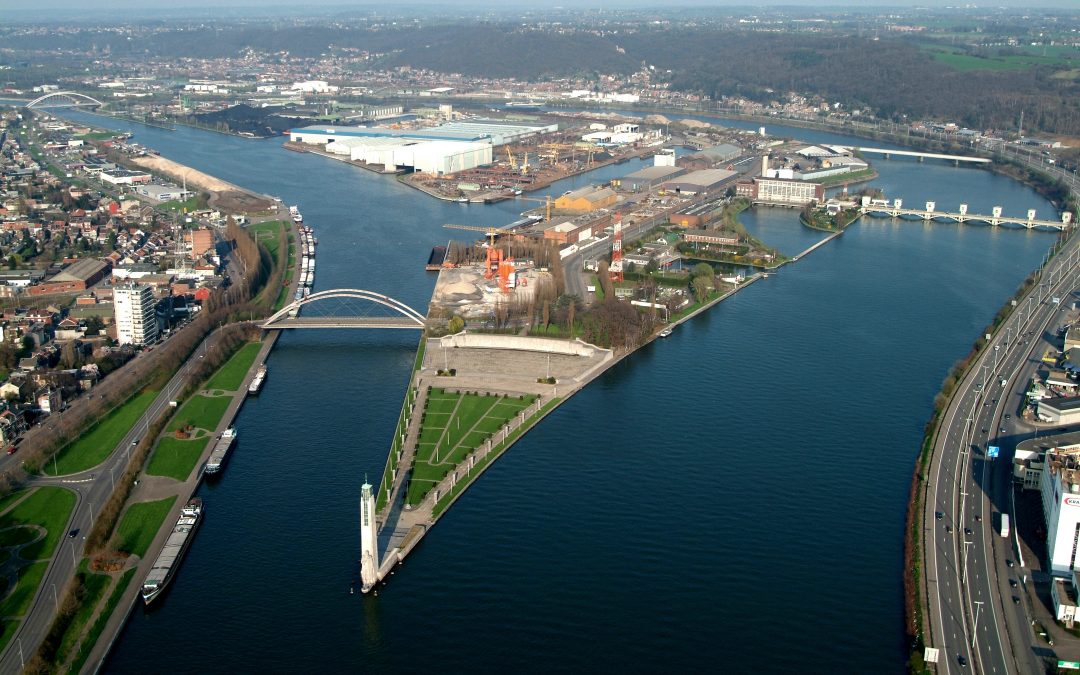 Agenda ► A la découverte du Port autonome de Liège en autobus ancêtre