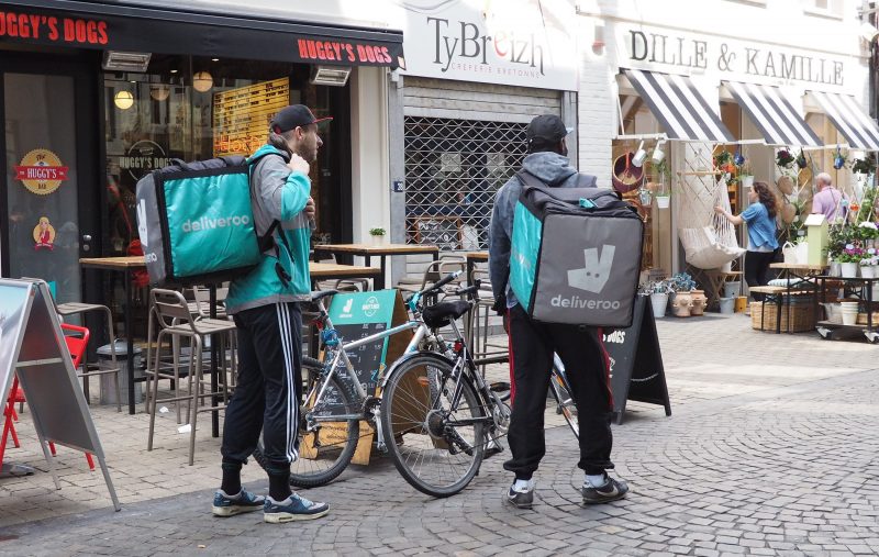 Deliveroo répond à la FGTB sur les livreurs à vélo exploités