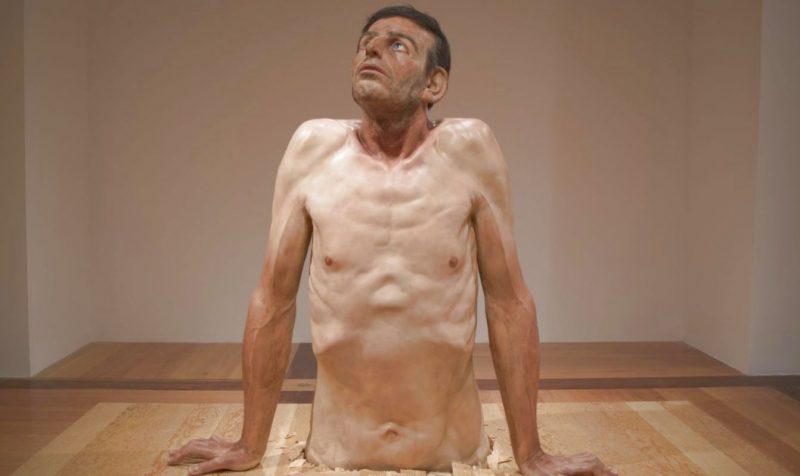 Des sculptures hyperréalistes vont ébranler votre vision de l’art à la Boverie