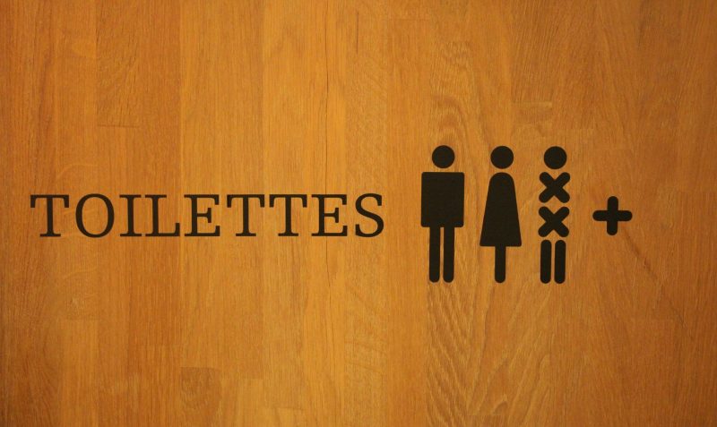 Fini les toilettes séparées hommes-femmes au Théâtre de Liège