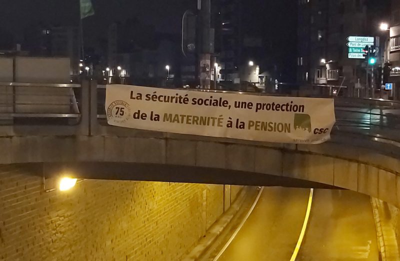 Des slogans syndicaux posés sur les ponts au centre-ville