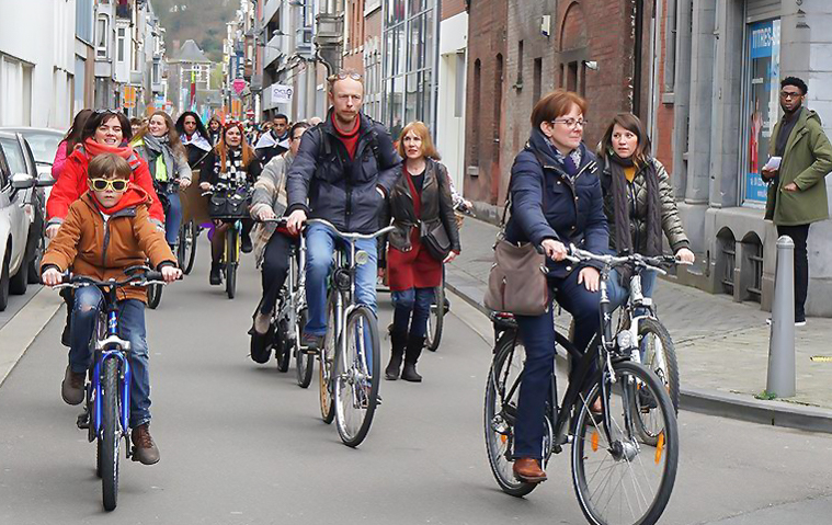 Troisième édition de la Cycloparade Féministe au départ d’Outremeuse