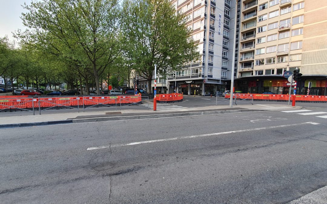 Travaux de voirie Place des Déportés dans le cadre du chantier du tram ce mardi 21 avril
