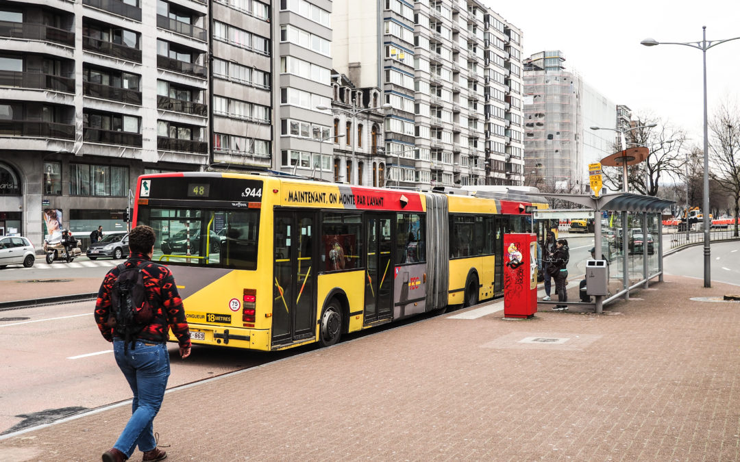 TEC: on passerait à 12 personnes par bus