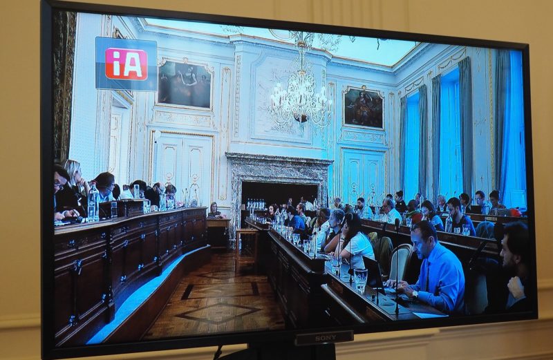 Le cdH demande une réunion du conseil communal par vidéo-conférence