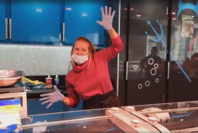 Une vidéo sympa montre l’ambiance de la Batte dimanche avec les commerçants masqués