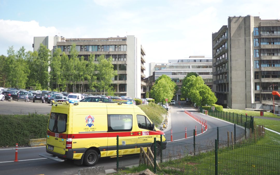 Appel à bénévoles, hôpitaux remplis: la situation Covid-19 s’aggrave à Liège