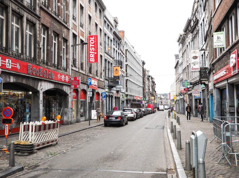 Sondages pour les travaux du tram en Féronstrée et place du Marché