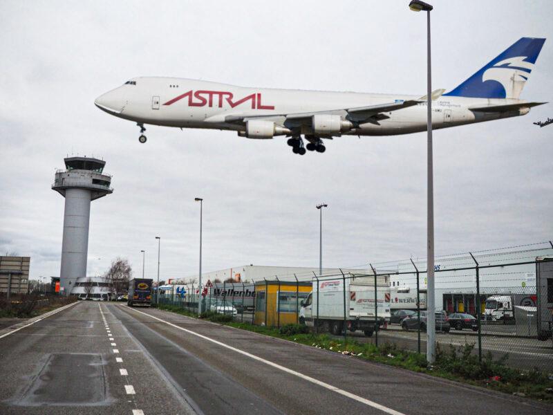 Deux vols antiécologiques par semaine entre Liège Airport et Maastricht