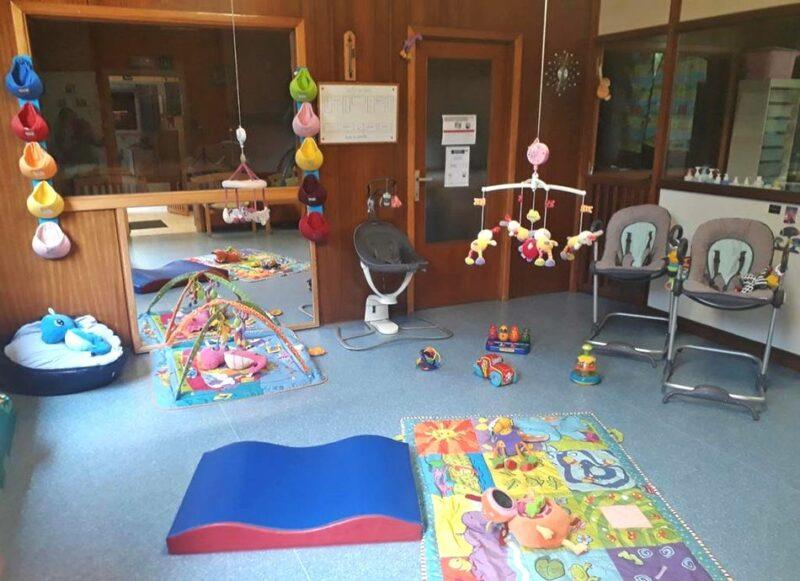 Le personnel des crèches, obligé de prendre des congés, se met en grève