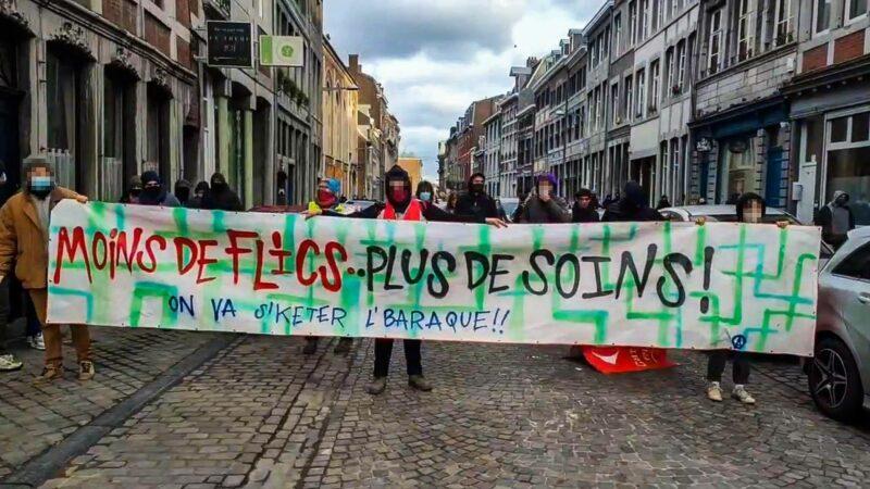 Nouvelle manifestation anti couvre-feu au centre-ville: « L’Etat a réagi comme depuis un an face au virus, en contrôlant et en réprimant »