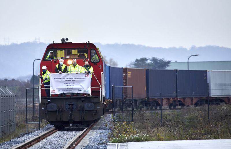 Avec l’accueil de son premier train de marchandises en provenance de Chine le Trilogiport devient tri-modal