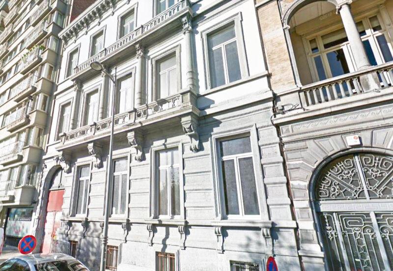 Un bâtiment du boulevard Piercot luxueusement rénové sous l’ère Tecteo-Moreau ne sert aujourd’hui à rien