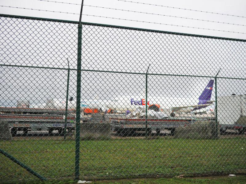 Concurrence avec Alibaba: Fedex compte licencier 671 travailleurs à l’aéroport de Liège