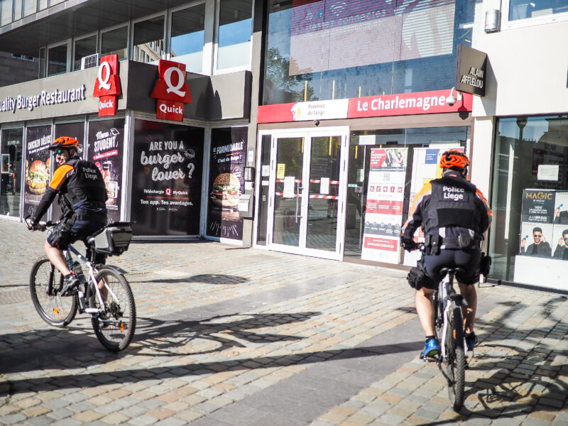 La police de Liège démantèle un take-away de drogue place du Marché