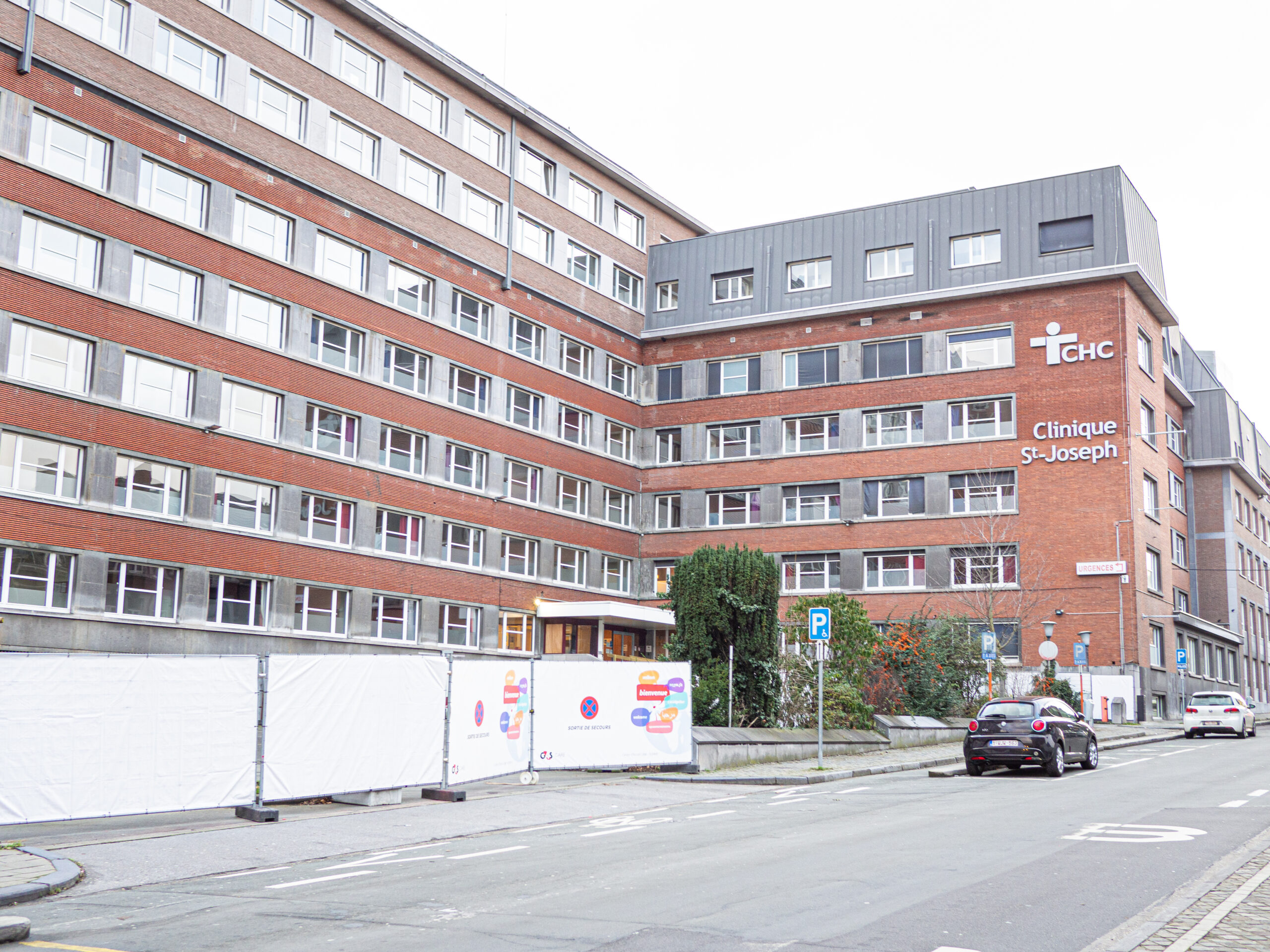 L’ancienne clinique Saint-Joseph a accueilli hier ses premiers demandeurs d’asile