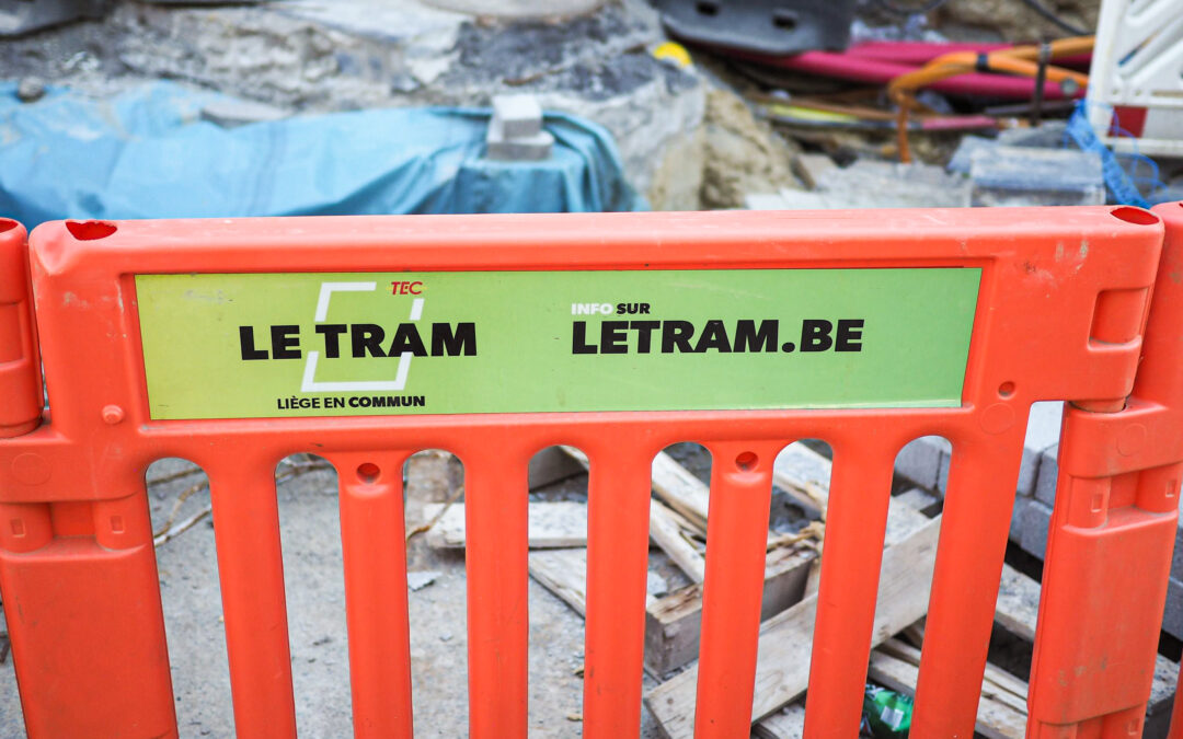 Travaux du tram sur le quai de Coronmeuse