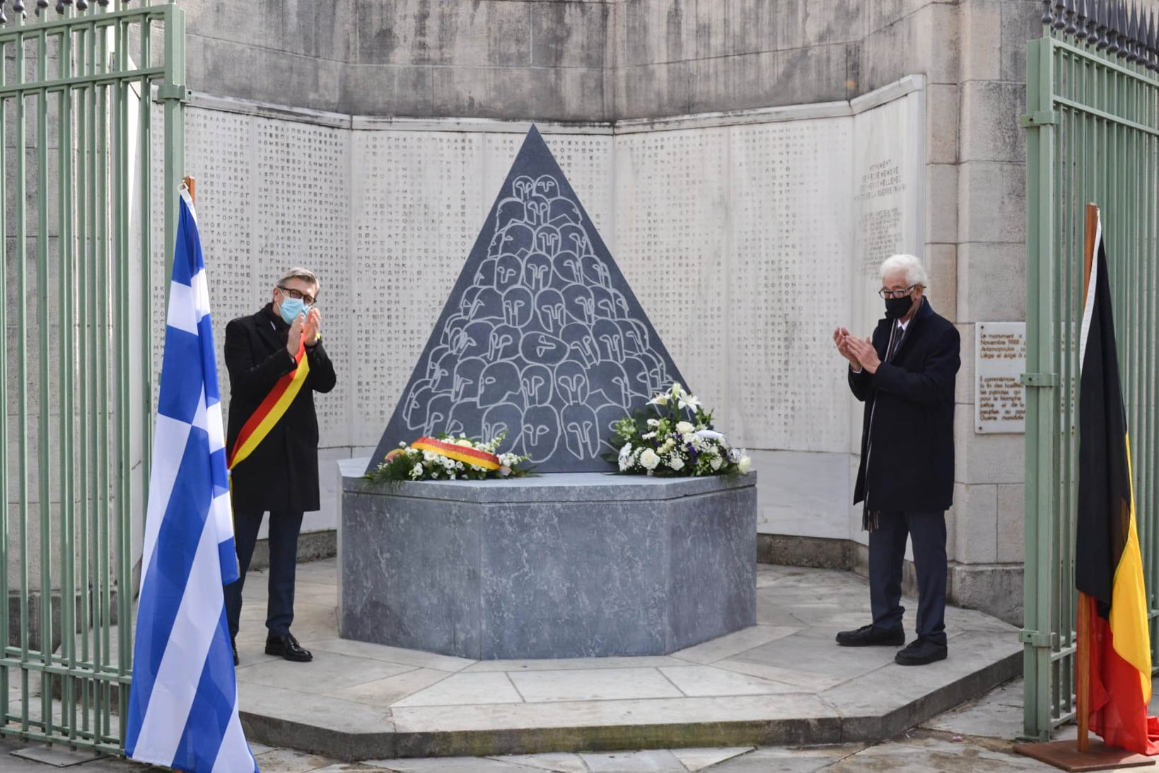 Nouvelle stèle pour remplacer les 114 casques en bronze volés au Mémorial de Cointe