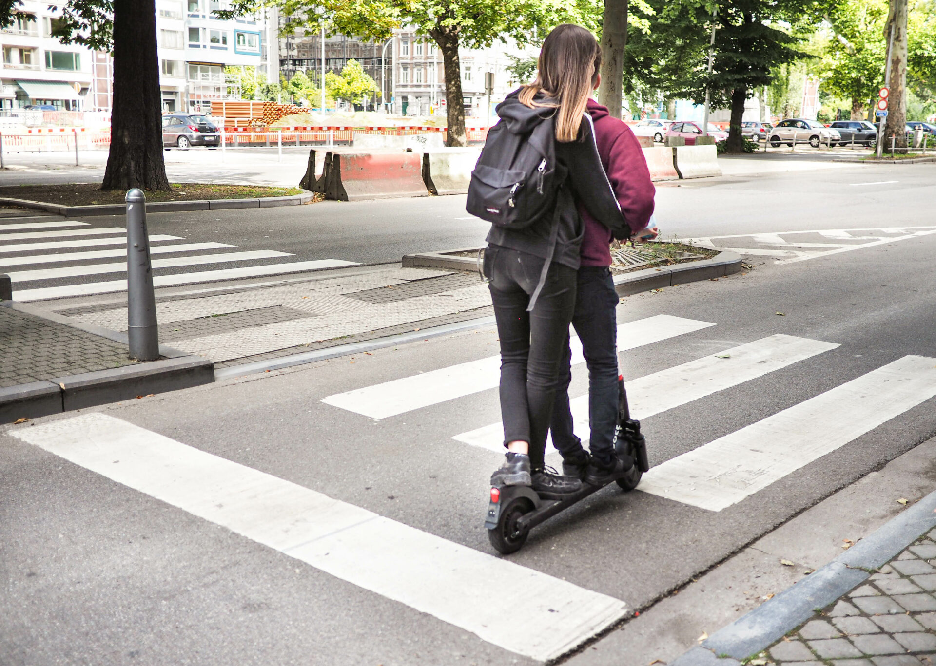 Les trottinettes électriques ne sont plus interdites dans les piétonniers et les parcs publics