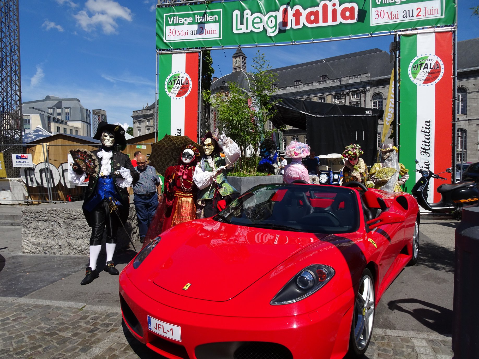 Concerts, gourmandises et vespas: l’Italie investit la place Saint-Lambert ce w-e