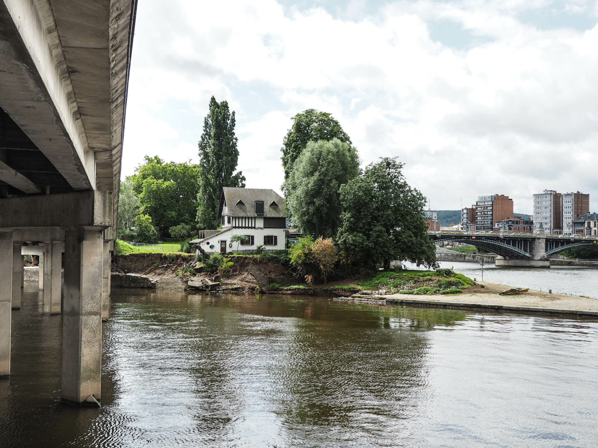 Inondations: les murs des berges abîmées au pont de Fétinne seront reconstruits après les travaux de sécurisation