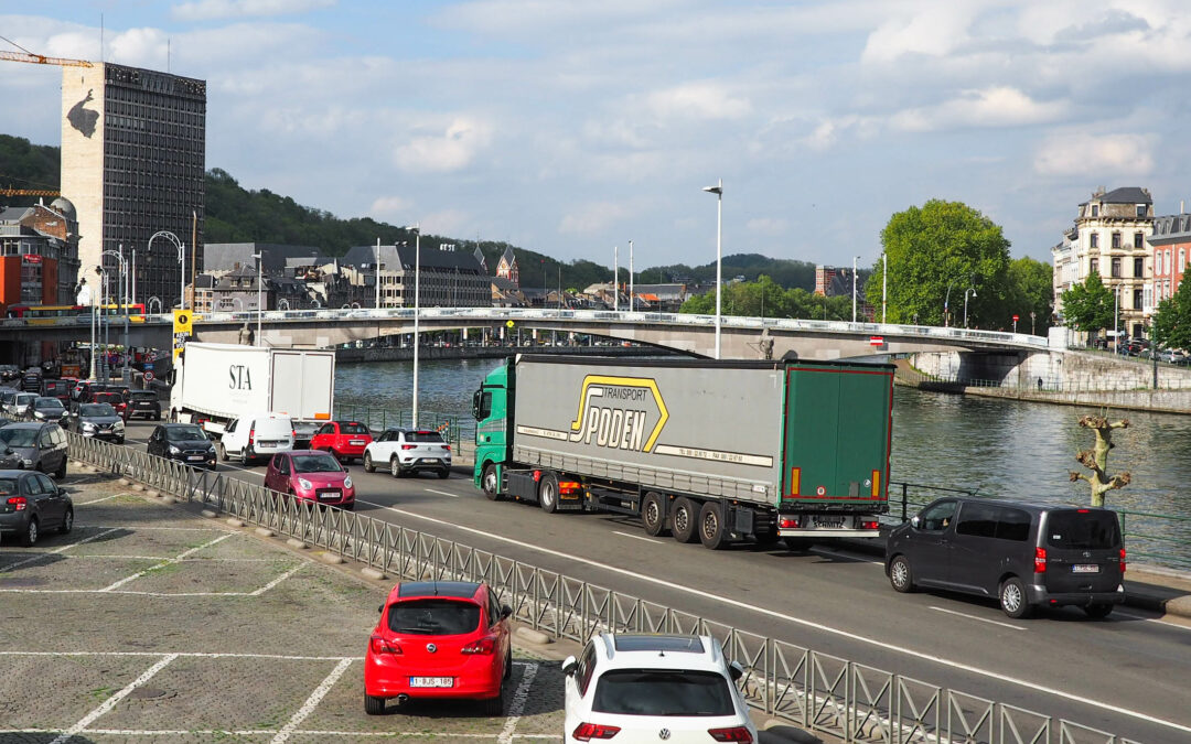 Les camions de plus de 7,5 tonnes en transit interdits à Liège jusqu’à la mi-octobre