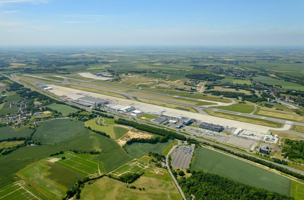 Bientôt un débat au Parlement wallon sur l’extension de Liège Airport  suite à une pétition