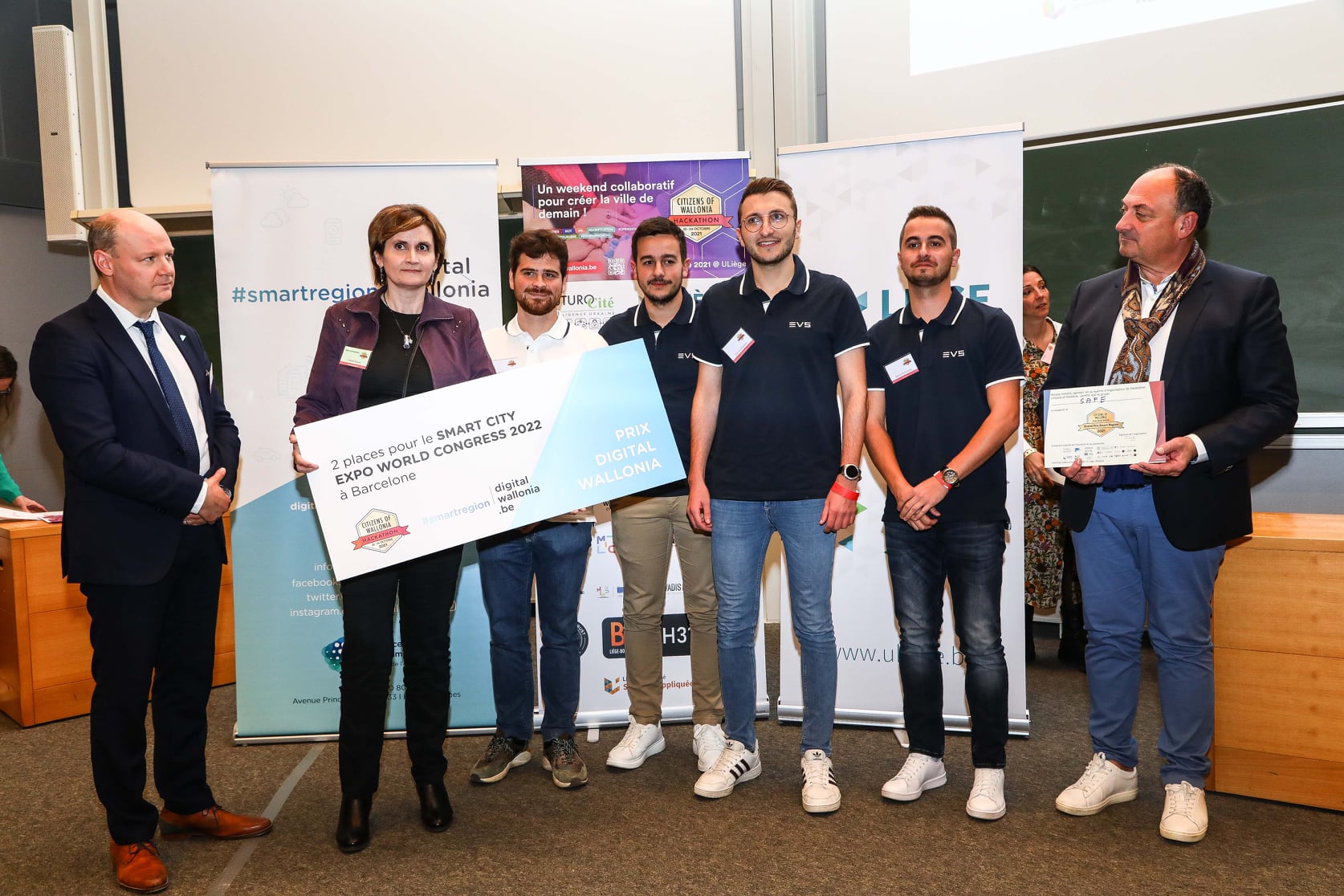 Quatre jeunes développeurs imaginent une application pour rentrer en sécurité depuis le Carré